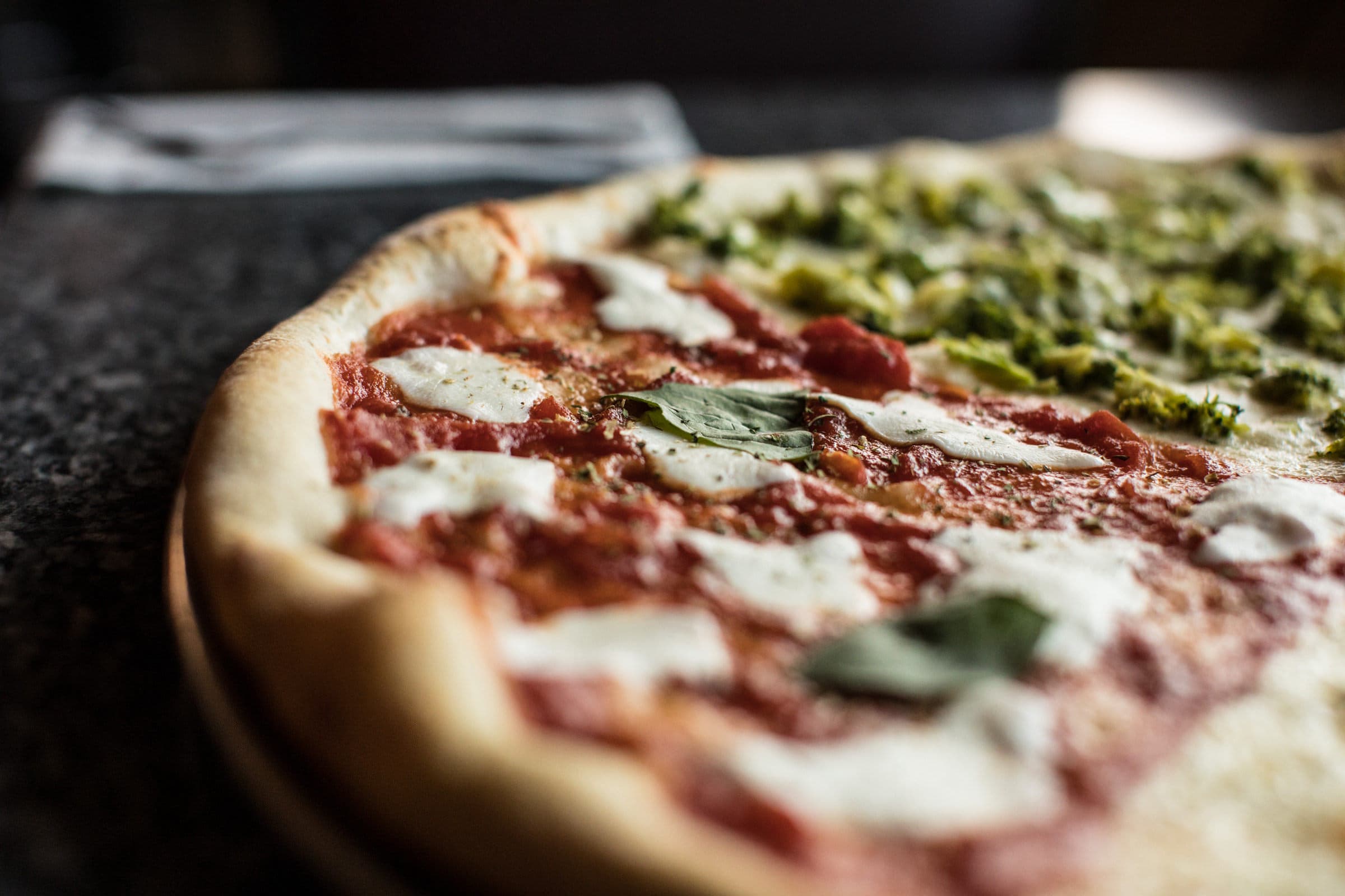 Pizza restaurant photography for Mivajo's