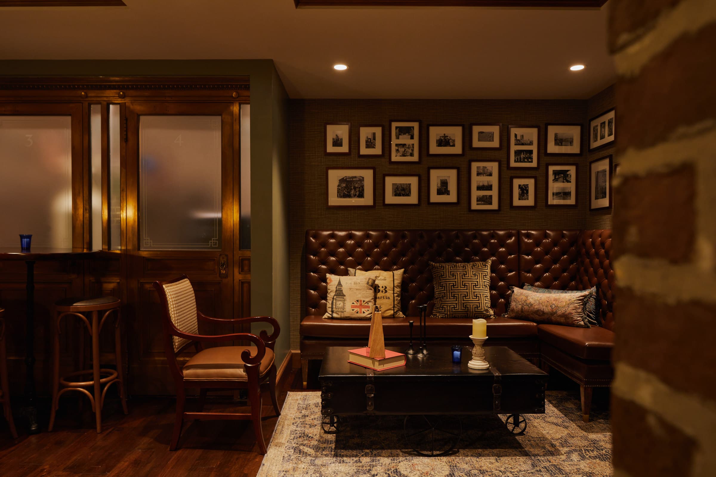 Speakeasy photography for Vault 634