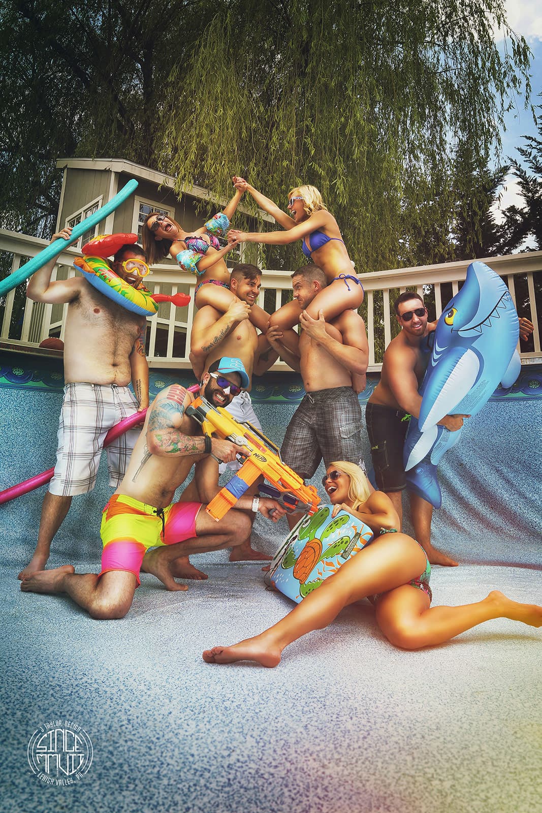 Empty pool photo session