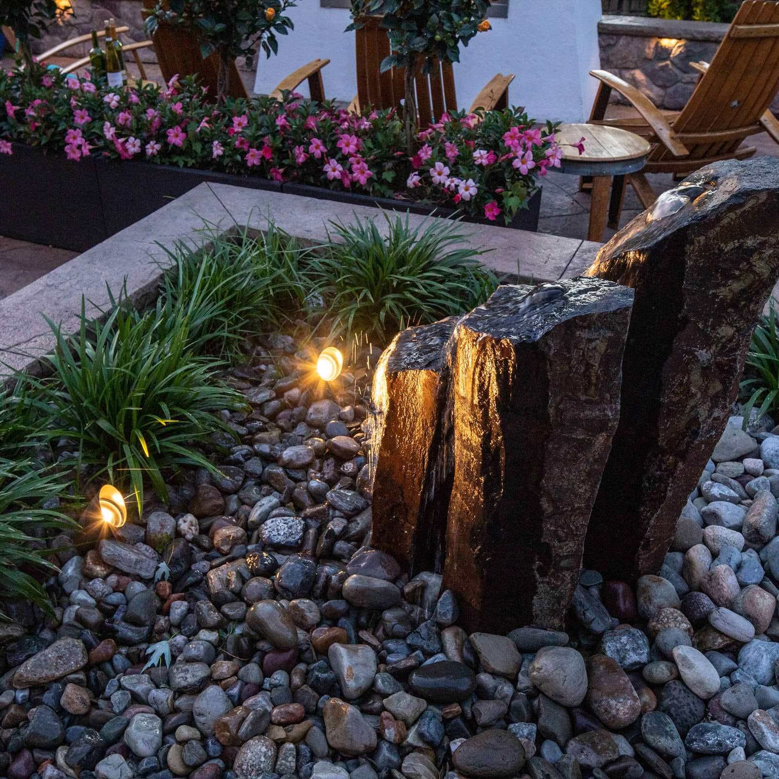Details of the water feature